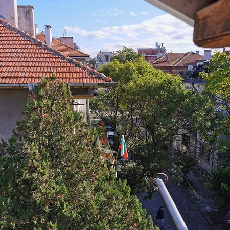 Lucy Apartament Lägenhet Burgas Exteriör bild